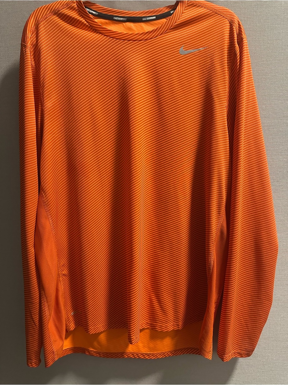 Nike Dri-Fit Running Orange Long Sleeve Tee T Shirt Size L